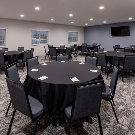 Grandstay Hotel & Suites Algona 외부 사진
